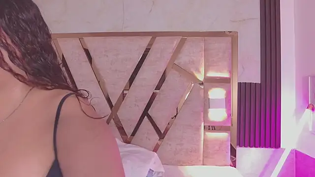 molly sweetee online show from October 9, 2025, 1:39 am