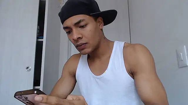 Snapshot of Jhonyblack_1 chatting on July 3, 2026, 2:23 pm Jhonyblack 1 online show from July 3, 2026, 2:23 pm