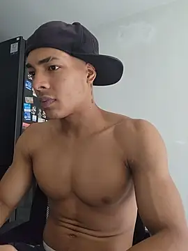 Snapshot of Jhonyblack_1 chatting on July 6, 2026, 3:25 pm Jhonyblack 1 online show from July 6, 2026, 3:25 pm