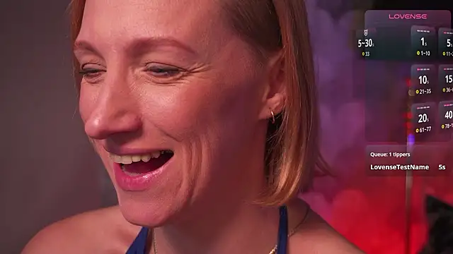 Snapshot of UmaTruewoman chatting on February 3, 2026, 6:40 am UmaTruewoman online show from February 3, 2026, 6:40 am