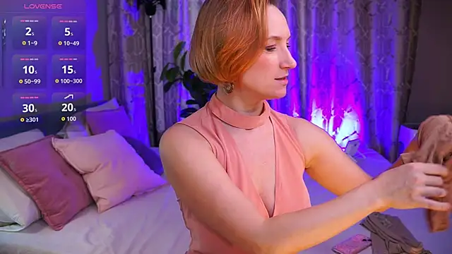 UmaTruewoman online show from October 14, 2025, 6:03 am