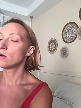 UmaTruewoman online show from April 16, 2026, 11:51 pm