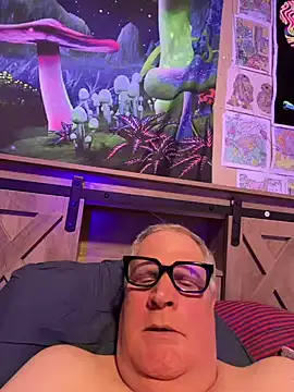 Mimmoromeo1973 online show from January 15, 2026, 3:32 am