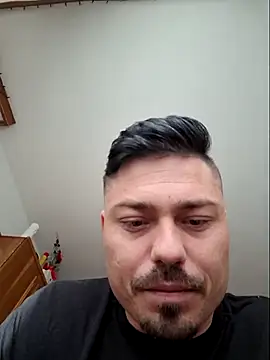 Snapshot of ionut_prince chatting on April 19, 2026, 2:29 pm ionut prince online show from April 19, 2026, 2:29 pm