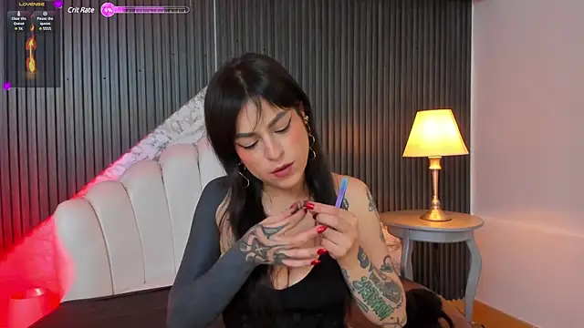 MeganDraco  online show from February 21, 2025, 12:27 pm