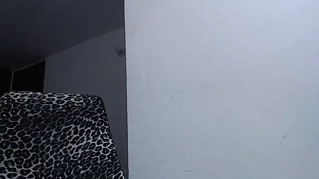 jhon tomson1 online show from November 1, 2025, 9:08 pm