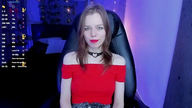Snapshot of Tina_Tayllor chatting on February 3, 2025, 10:36 am Tina Tayllor online show from February 3, 2025, 10:36 am