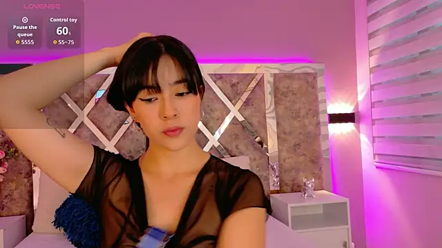 Susa1userma  online show from October 29, 2025, 7:24 pm