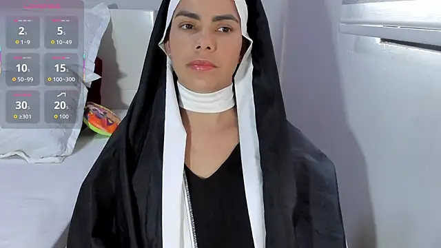 ClaraMariaMon online show from October 16, 2025, 4:59 pm