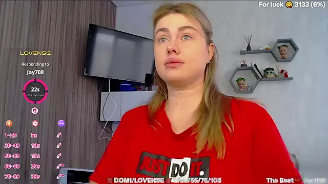 SuchCute online show from March 16, 2026, 2:52 am