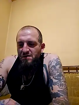 Snapshot of TattooedDick92 chatting on January 24, 2025, 8:53 pm TattooedDick92 online show from January 24, 2025, 8:53 pm