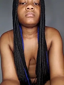 hot-tandy online show from December 5, 2025, 9:41 am