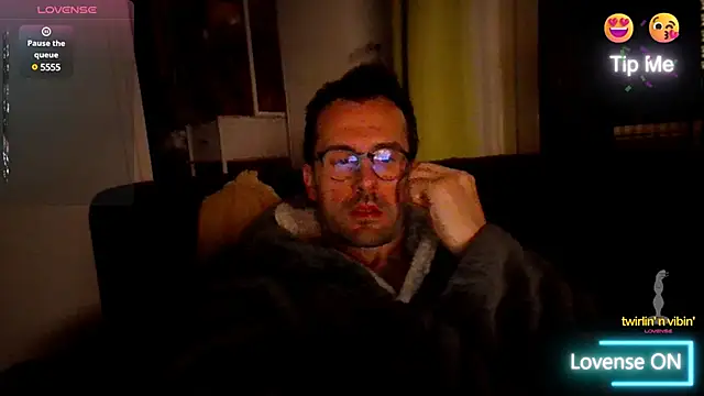 Snapshot of byakkotorra chatting on March 17, 2025, 12:32 am byakkotorra online show from March 17, 2025, 12:32 am