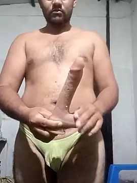 travieso2893 online show from April 21, 2026, 2:51 am