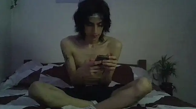 vamppaw online show from March 5, 2025, 3:08 am