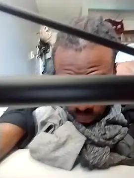 Ojrobi1 online show from September 17, 2025, 4:42 pm