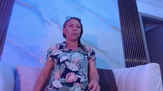 ARTEMIZA LOVE  online show from October 2, 2025, 12:30 pm
