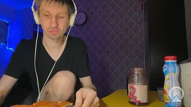 Aki-Laky online show from January 15, 2026, 7:39 pm