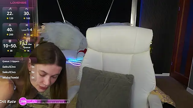 AnacondaOn online show from April 13, 2026, 7:51 pm