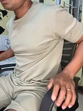 loveboyrp online show from December 20, 2025, 6:05 am