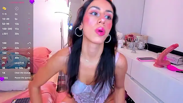 Lunadahia online show from January 7, 2026, 5:01 am