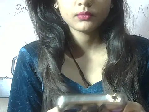 Snapshot of Aayesha chatting on February 1, 2026, 4:55 am Aayesha online show from February 1, 2026, 4:55 am