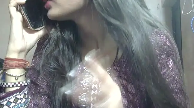 Snapshot of Aayesha chatting on January 19, 2025, 12:17 pm Aayesha online show from January 19, 2025, 12:17 pm