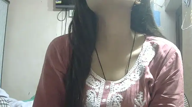 Snapshot of Aayesha chatting on March 4, 2025, 3:00 am Aayesha online show from March 4, 2025, 3:00 am