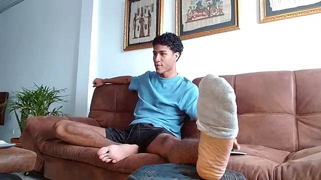 Snapshot of Masterikee chatting on October 23, 2025, 12:26 pm Masterikee online show from October 23, 2025, 12:26 pm