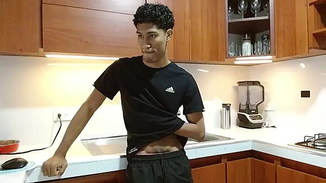 Snapshot of Masterikee chatting on October 17, 2025, 12:29 pm Masterikee online show from October 17, 2025, 12:29 pm