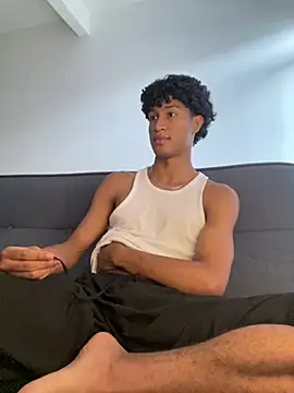 Snapshot of Masterikee chatting on January 8, 2025, 1:09 pm Masterikee online show from January 8, 2025, 1:09 pm