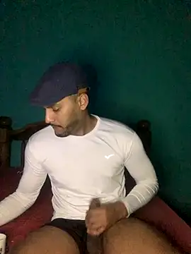 Pinocchiu online show from October 10, 2025, 3:29 am