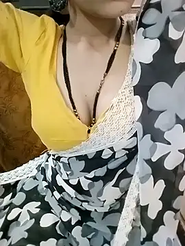 Snapshot of Bulbul_02 chatting on October 18, 2025, 6:26 am Bulbul 02 online show from October 18, 2025, 6:26 am