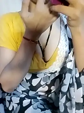 Snapshot of Bulbul_02 chatting on November 20, 2025, 6:03 am Bulbul 02 online show from November 20, 2025, 6:03 am