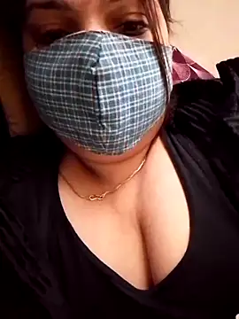 Naughty-Trisha online show from December 15, 2025, 7:25 am