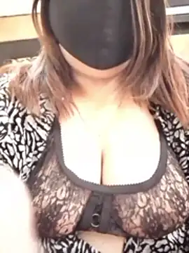 Naughty-Trisha online show from December 20, 2025, 9:12 am