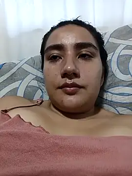 Snapshot of Hellen_Alex chatting on October 26, 2025, 3:12 pm Hellen Alex online show from October 26, 2025, 3:12 pm