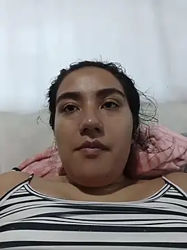 Snapshot of Hellen_Alex chatting on December 22, 2025, 2:28 pm Hellen Alex online show from December 22, 2025, 2:28 pm