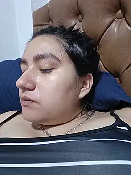 Snapshot of Hellen_Alex chatting on August 6, 2026, 1:50 pm Hellen Alex online show from August 6, 2026, 1:50 pm
