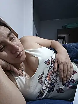 Snapshot of Hellen_Alex chatting on July 26, 2026, 2:46 pm Hellen Alex online show from July 26, 2026, 2:46 pm