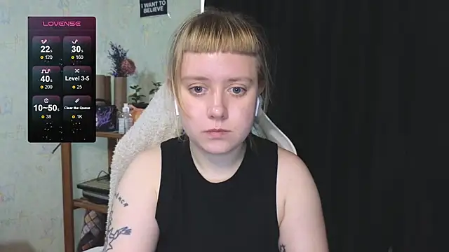 Snapshot of June_shy0 chatting on October 31, 2025, 6:54 am June shy0 online show from October 31, 2025, 6:54 am