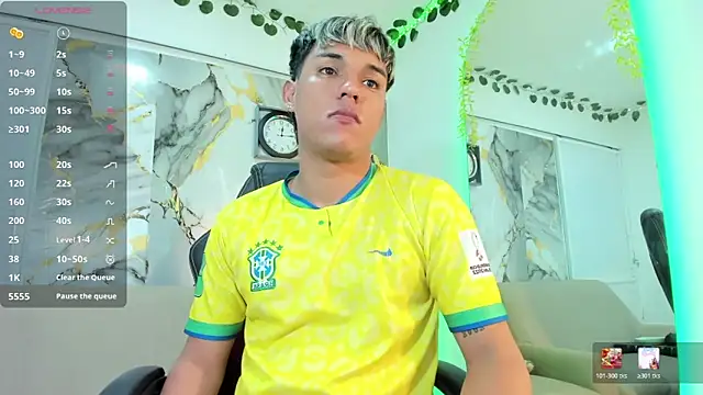 ryan carter08 online show from April 9, 2026, 4:47 am