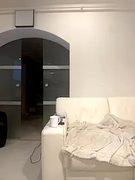 sissytrainz online show from October 20, 2025, 4:47 am