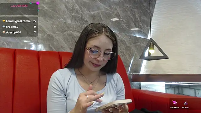 Snapshot of _isaabellaa chatting on February 20, 2025, 5:52 pm isaabellaa online show from February 20, 2025, 5:52 pm