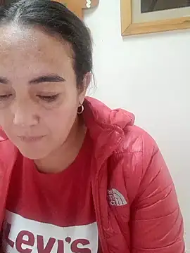 skayhot  online show from November 26, 2025, 1:44 pm