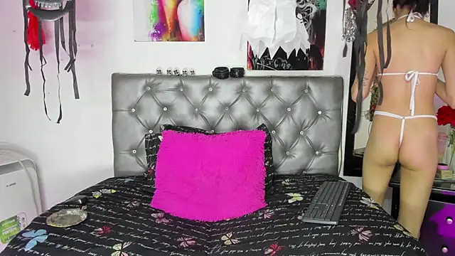 Snapshot of YUKIODAVIS chatting on October 31, 2025, 1:08 pm YUKIODAVIS online show from October 31, 2025, 1:08 pm