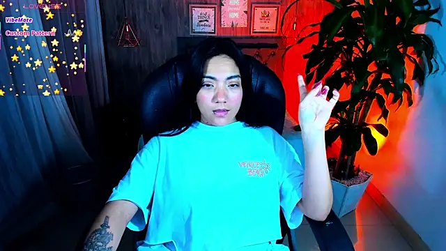 Snapshot of miichael_black chatting on January 17, 2026, 10:19 am miichael black online show from January 17, 2026, 10:19 am