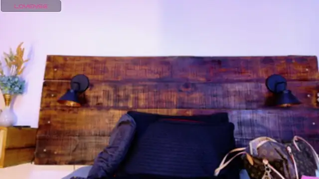 Celeste sanz online show from April 18, 2026, 10:06 am