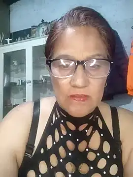 Edged Hot69 online show from November 9, 2025, 8:57 pm