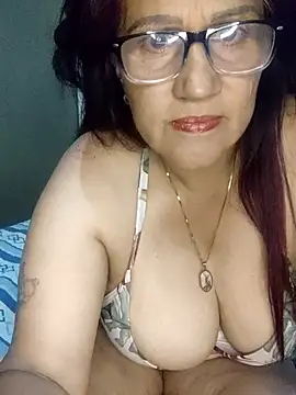 Edged Hot69 online show from October 15, 2025, 2:21 am